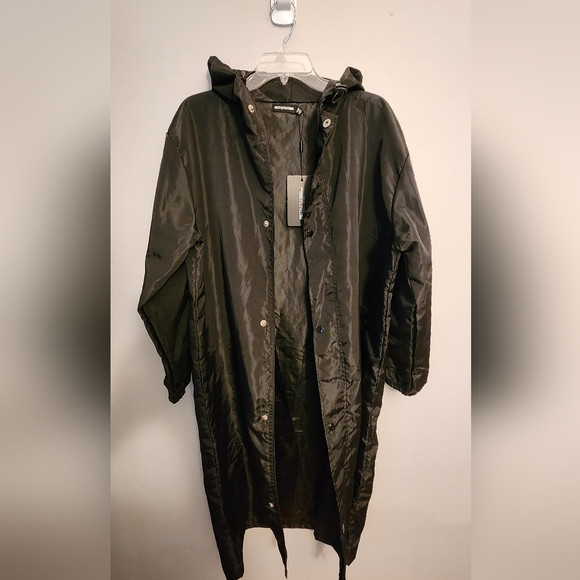 NWT PLT PrettyLittleThing Black Longline Windbreaker Size 6 - Picture 7 of 16